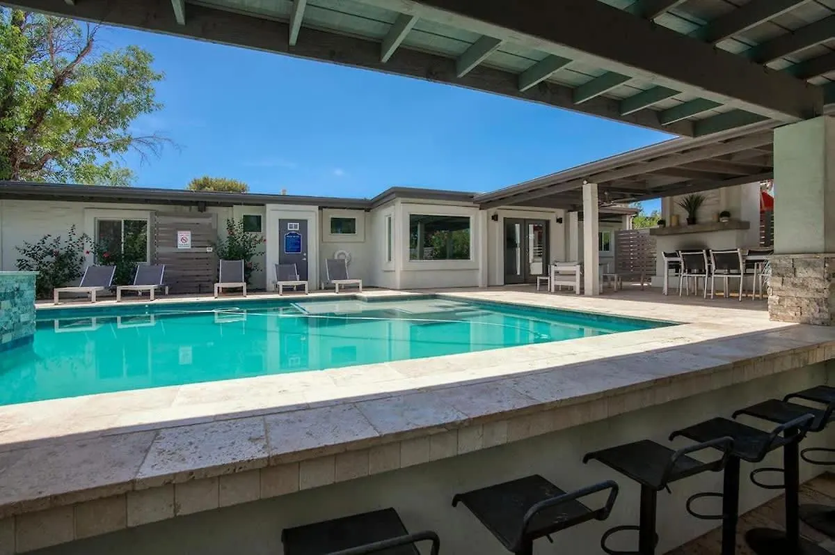 Villa Moderna Phoenix