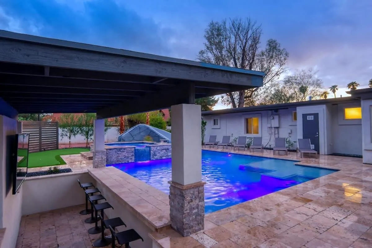 Holiday home Villa Moderna Phoenix